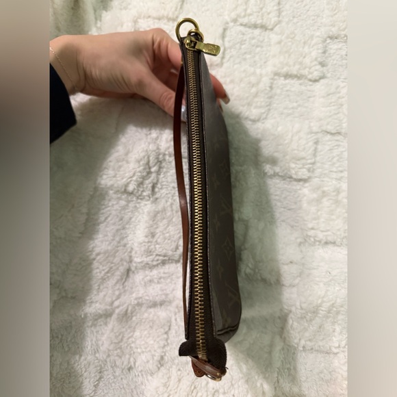 Louis Vuitton Pochette Accessory Pouch Brown Leather - Picture 7 of 14